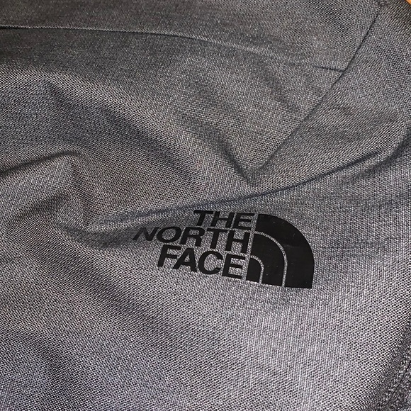 NWT The North Face Aurora Backpack (Dark Gray/ Black) - Picture 2 of 15